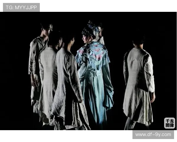 围绕南华足球创始人贡献与时代影响的深度叙事探索全景呈现历史脉络 围绕南华足球创始人贡献与时代影响的深度叙事探索全景呈现历史脉络